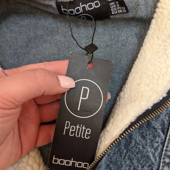 NWT Boohoo Oversized Denim Sherpa Sweatshirt Style Jacket Size 0 Petite - Picture 7 of 16
